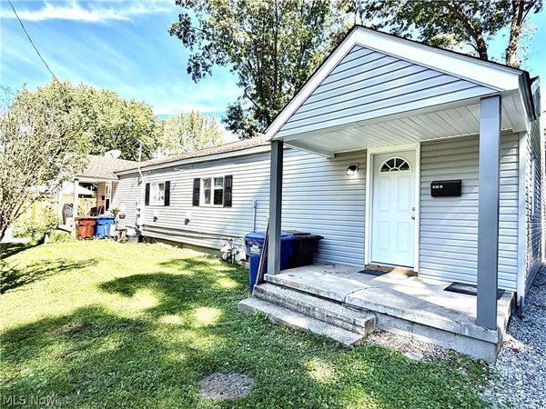 810 Newton Drive , Newton Falls, OH 44444