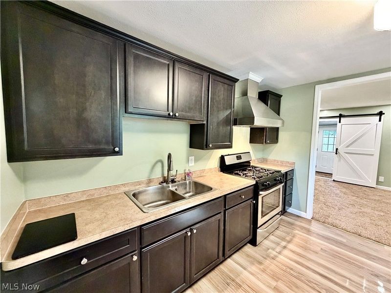 810 Newton Drive, Newton Falls, OH 44444 Photo 4