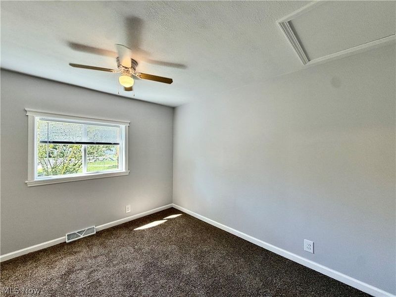 810 Newton Drive, Newton Falls, OH 44444 Photo 9