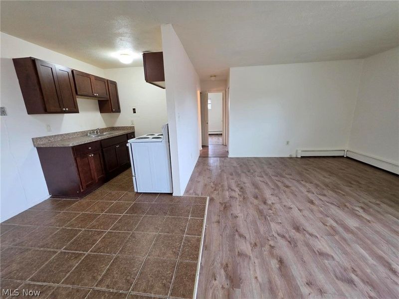 4820 Lee Road, Unit B15, Cleveland, OH 44128 Photo 5