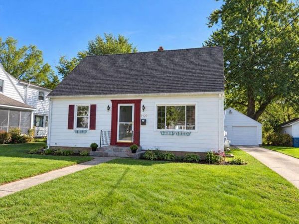 1922 Miles Avenue, Kalamazoo, MI 49001