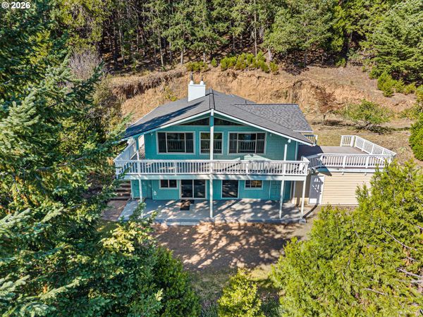 1604 SPRING BROOK RD, Myrtle Creek, OR 97457