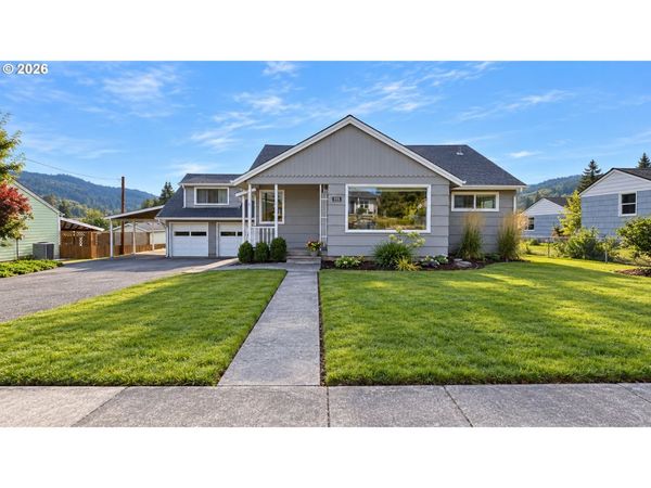 555 S NEHALEM ST, Clatskanie, OR 97016