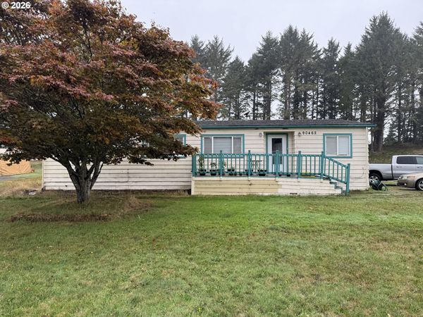 90462 CLARK RD, Warrenton, OR 97146