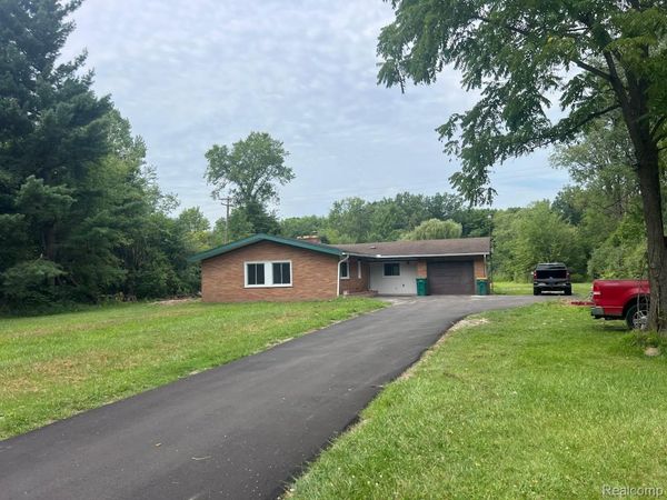 12000 Inkster Road, Romulus, Mi 48174