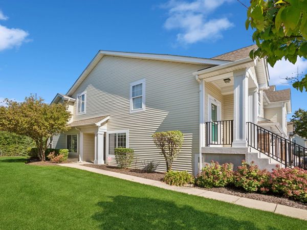 1156 Westminster Lane , Unit 1156, Elk Grove Village, IL 60007