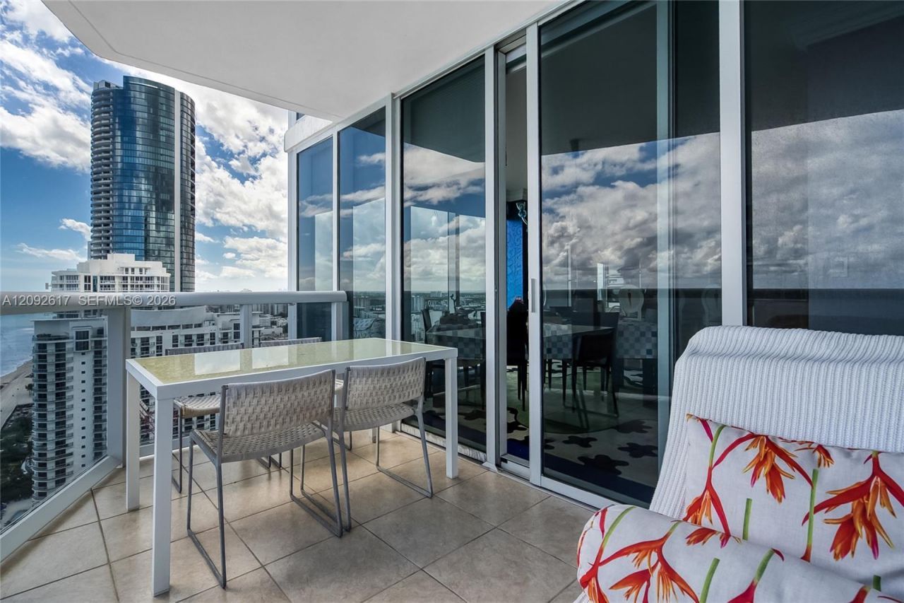 18911 Collins Ave , Unit 3201, Sunny Isles Beach, FL 33160 Photo
