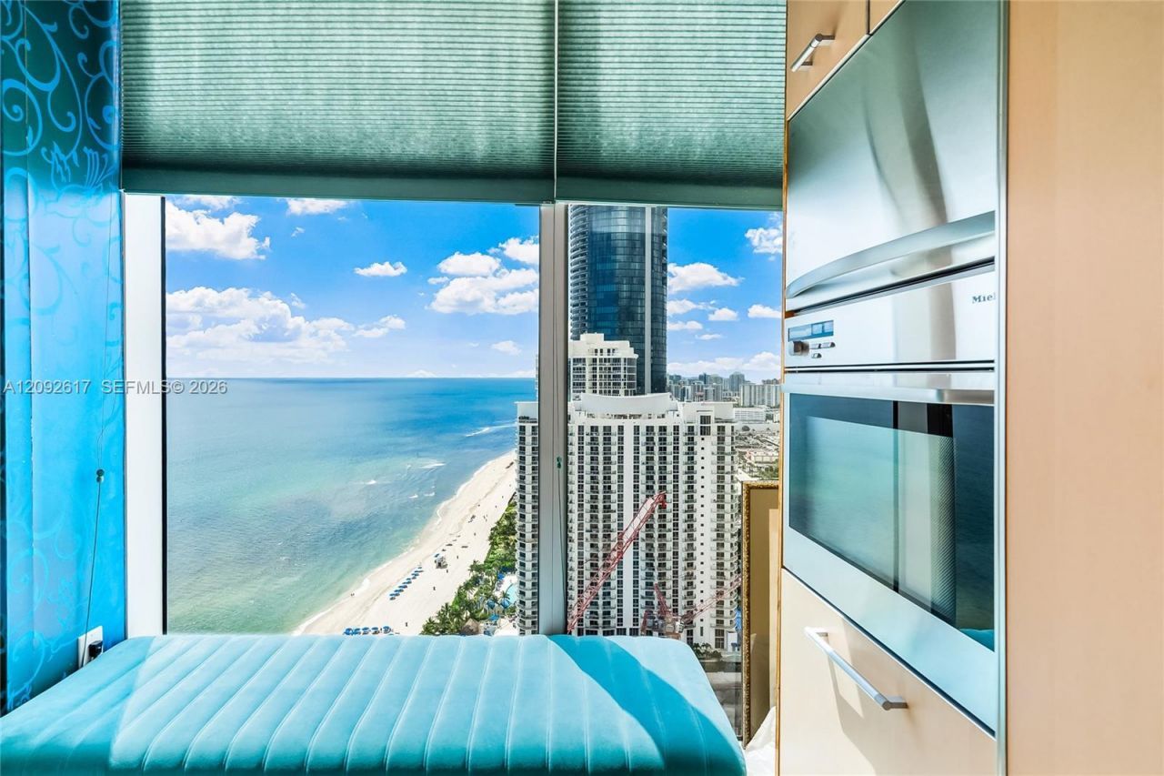 18911 Collins Ave , Unit 3201, Sunny Isles Beach, FL 33160 Photo