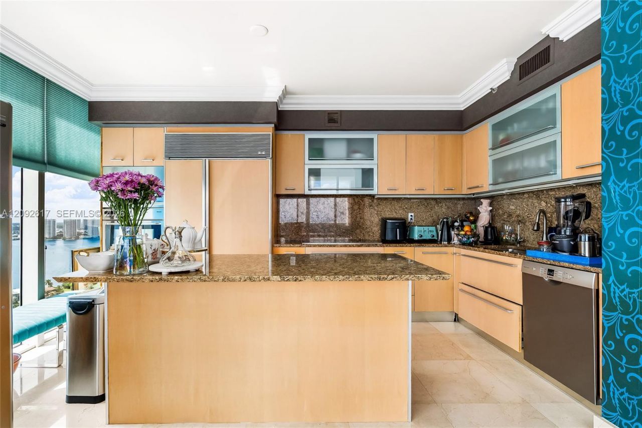 18911 Collins Ave , Unit 3201, Sunny Isles Beach, FL 33160 Photo