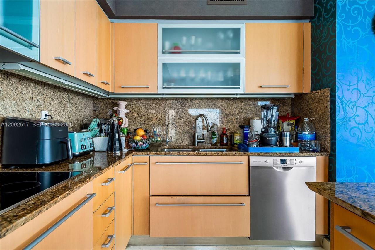 18911 Collins Ave , Unit 3201, Sunny Isles Beach, FL 33160 Photo