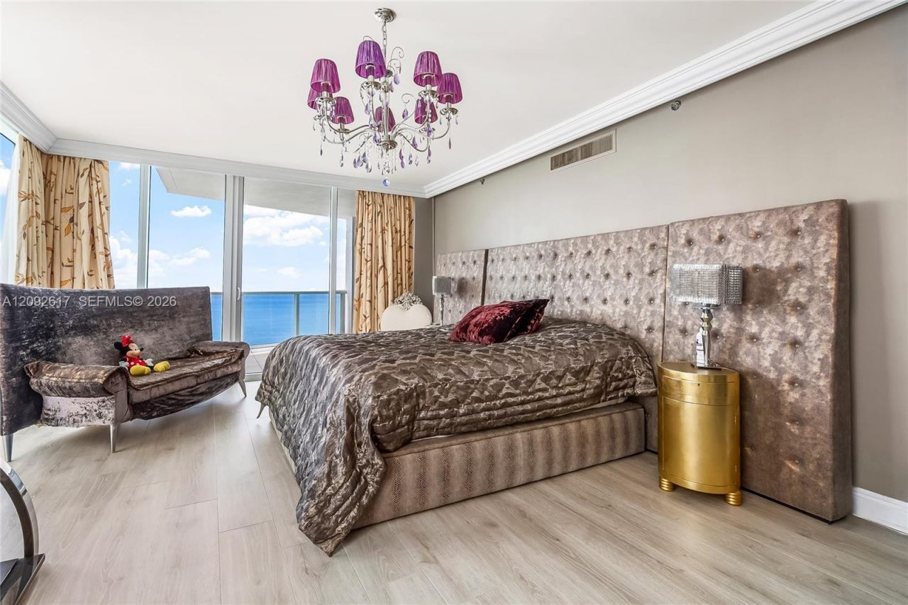 18911 Collins Ave , Unit 3201, Sunny Isles Beach, FL 33160 Photo