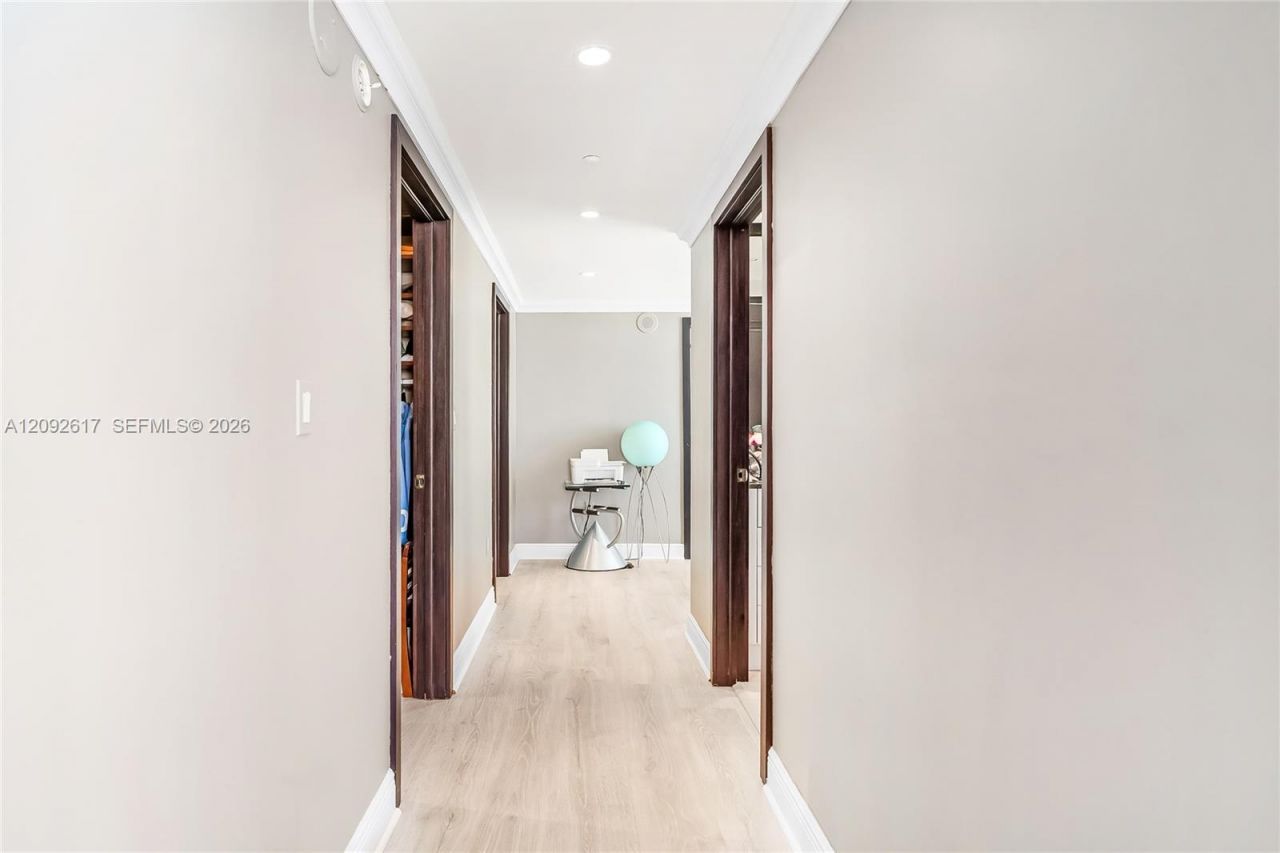18911 Collins Ave , Unit 3201, Sunny Isles Beach, FL 33160 Photo