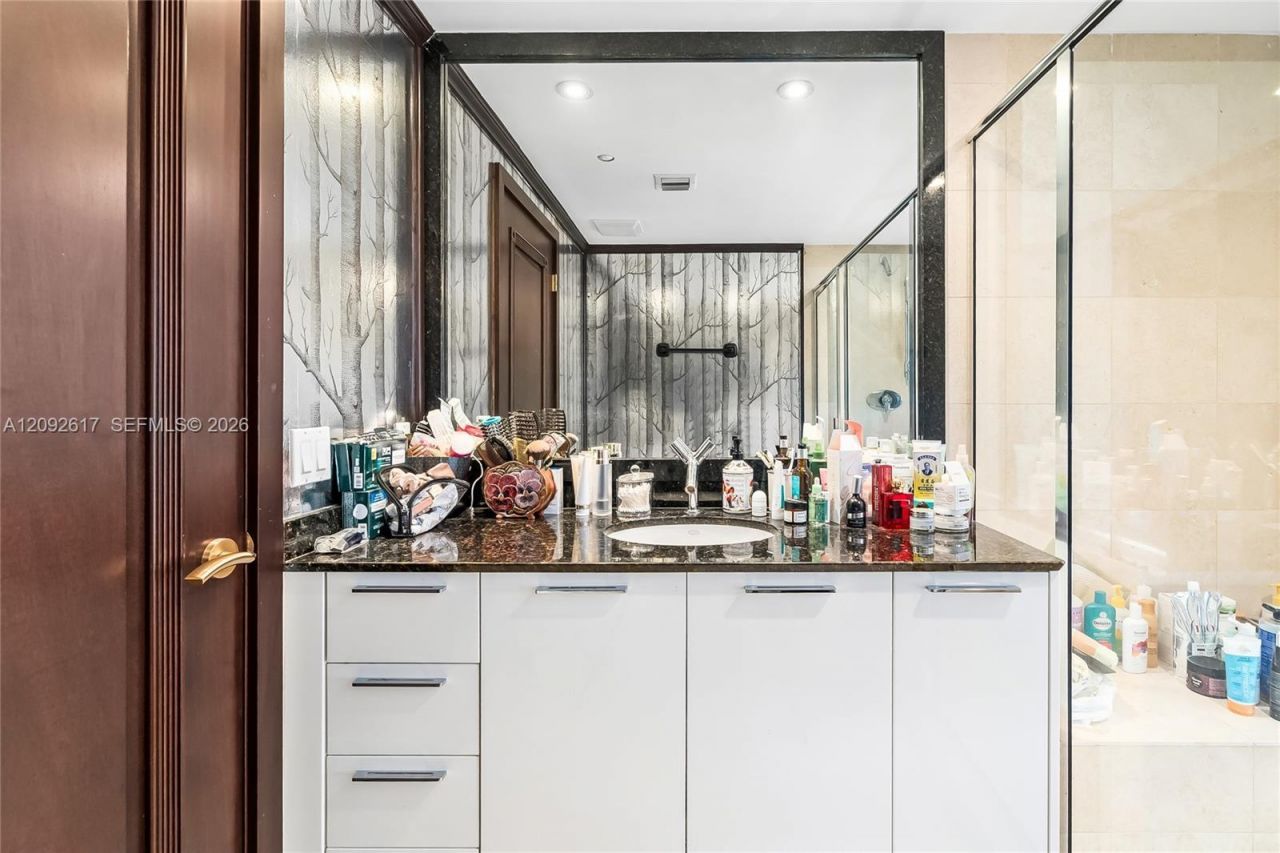 18911 Collins Ave , Unit 3201, Sunny Isles Beach, FL 33160 Photo