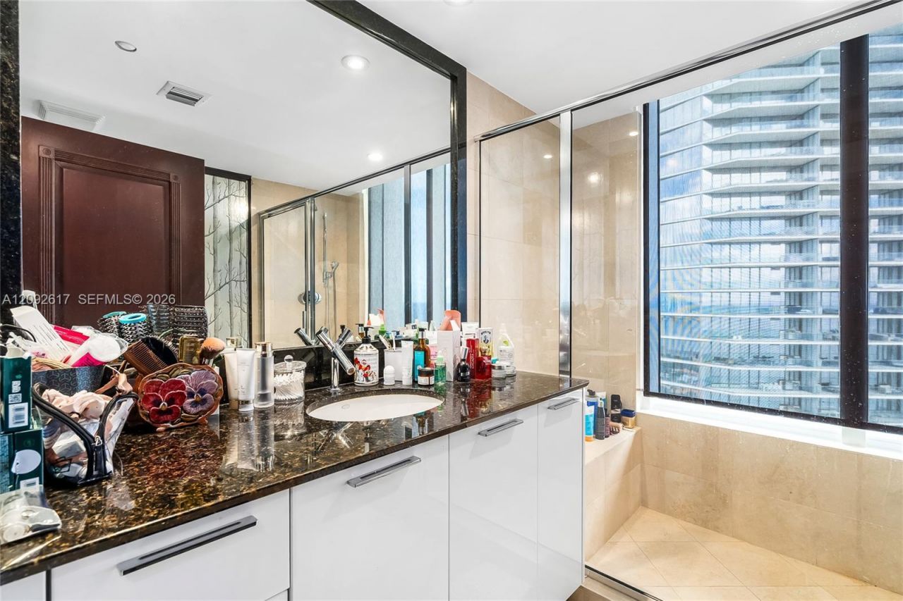 18911 Collins Ave , Unit 3201, Sunny Isles Beach, FL 33160 Photo