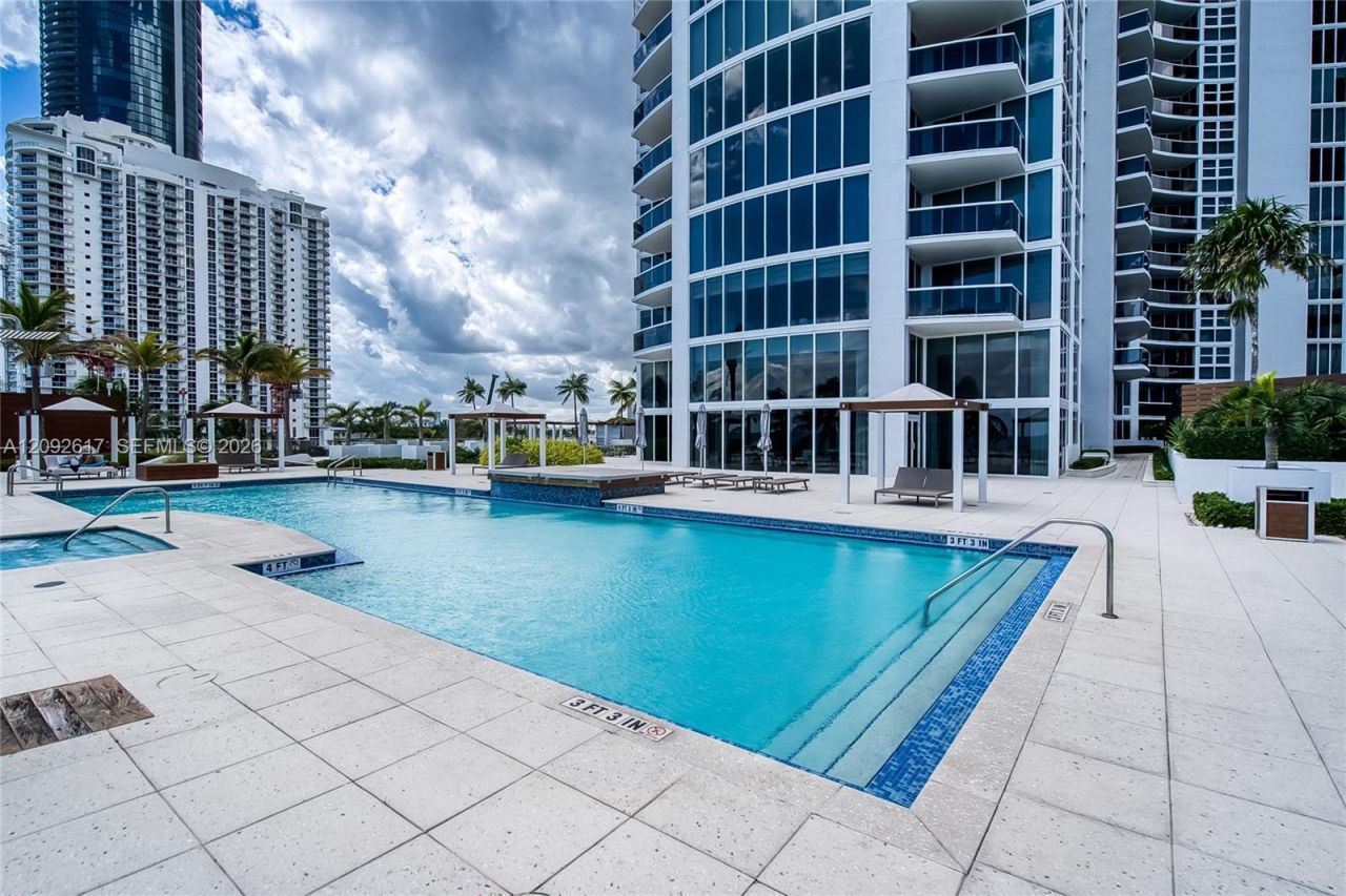 18911 Collins Ave , Unit 3201, Sunny Isles Beach, FL 33160 Photo