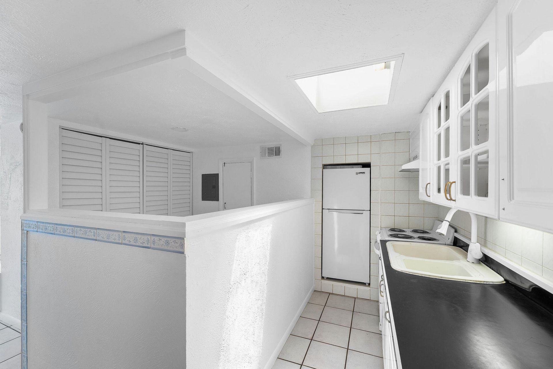 3166 SE Hawthorne Street, Stuart, FL 34997 Photo