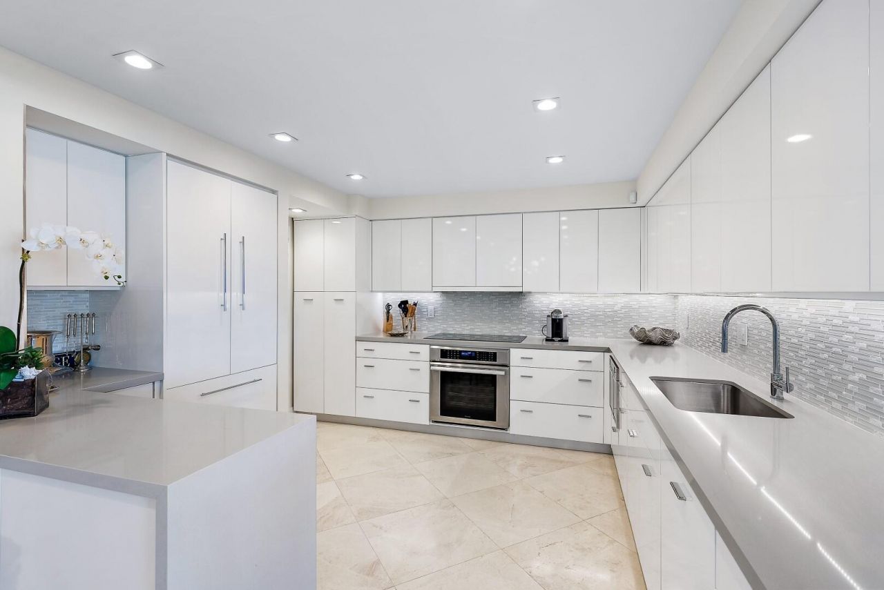 2600 S Ocean Boulevard, Unit 502S, Palm Beach, FL 33480 Photo