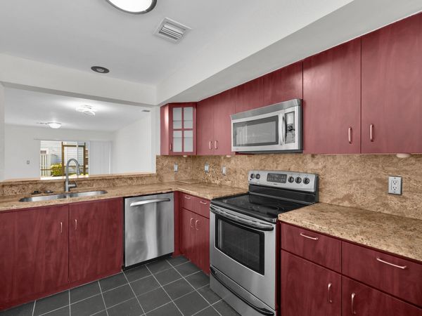 2164 CHAMPIONS Way, North Lauderdale, FL 33068