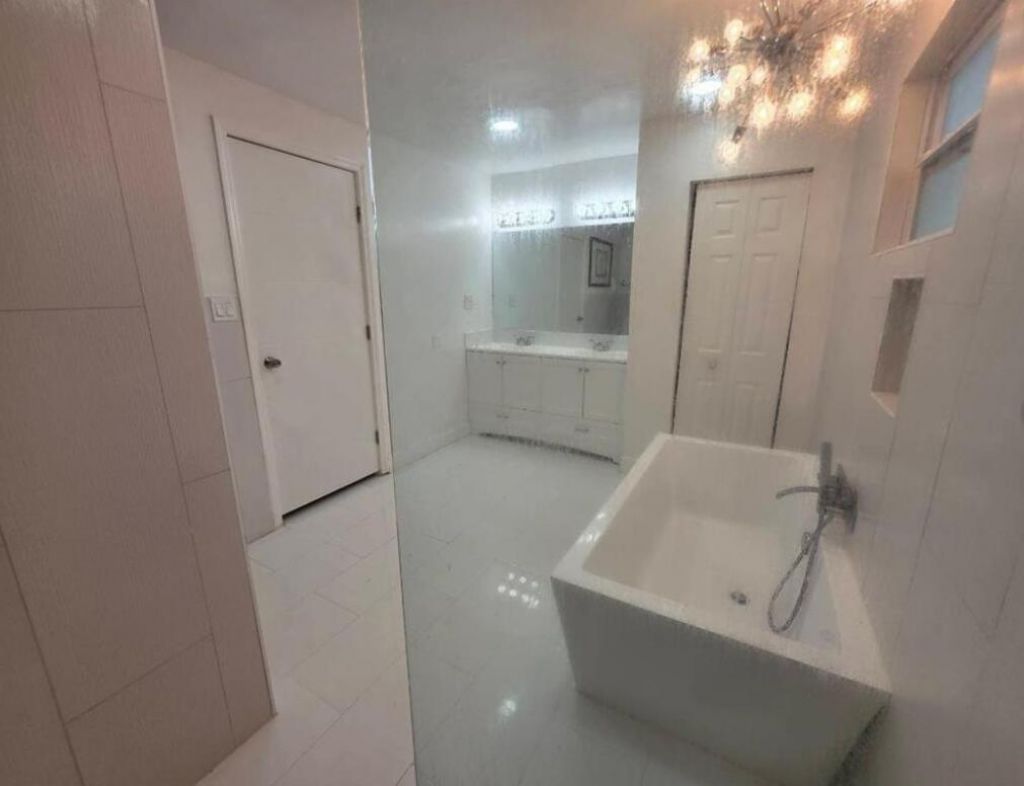 690 NW 68th Avenue, Plantation, FL 33317 Photo