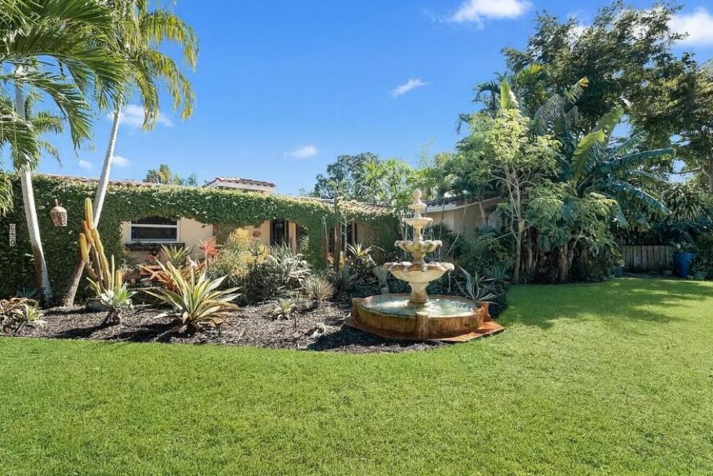 690 NW 68th Avenue, Plantation, FL 33317 Photo