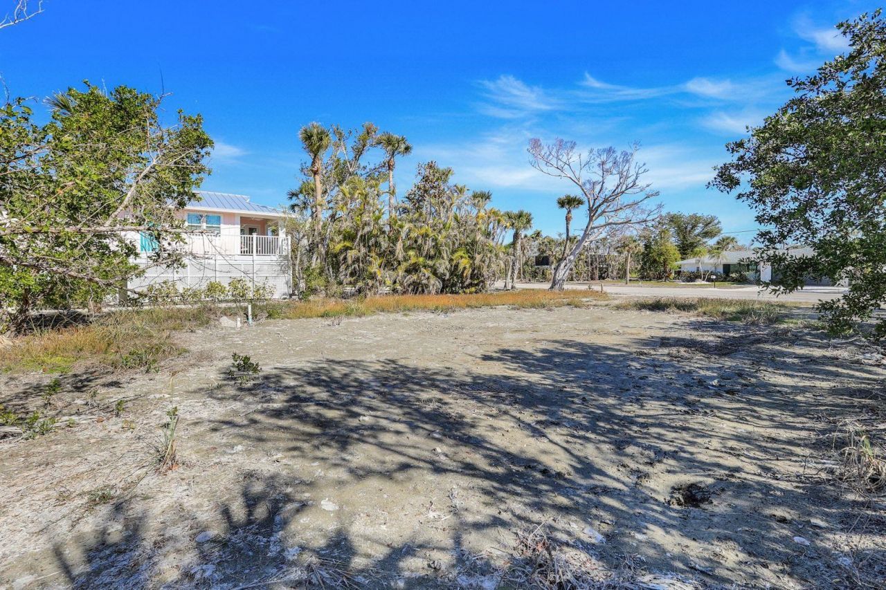651 Donax St, Sanibel, FL 33957 Photo