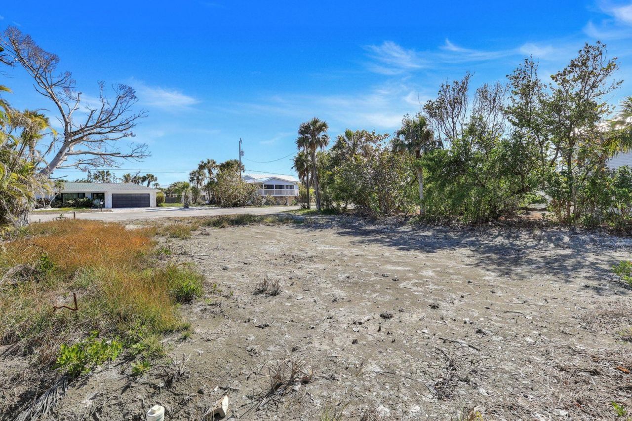 651 Donax St, Sanibel, FL 33957 Photo