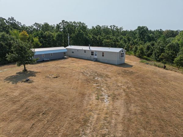 65175 E 160 Road , Wyandotte, OK 74370