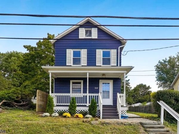 114 N Prospect St, Lopatcong, NJ 08865