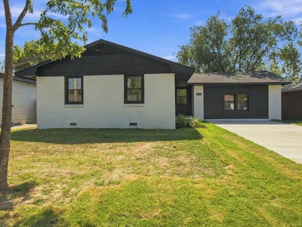 9148 E Latimer Place N, Tulsa, OK 74115
