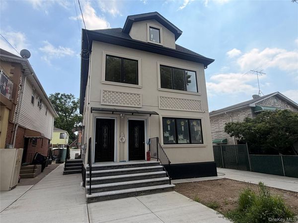 164-16 75th Road , Unit 2nd Floor, Fresh Meadows, NY 11366