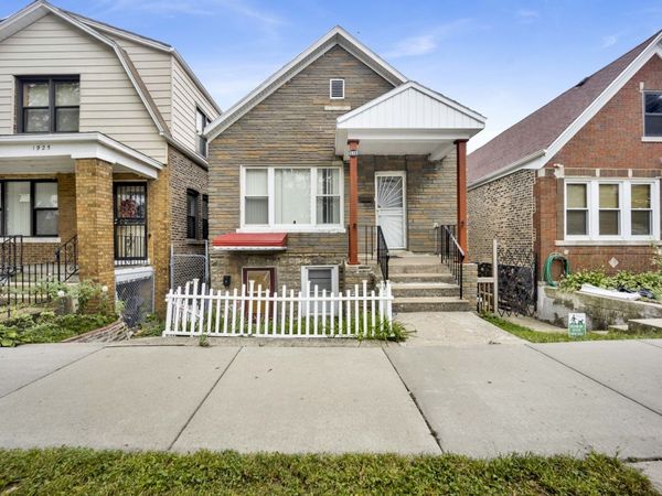 1927 W 34th Place , Chicago, IL 60608
