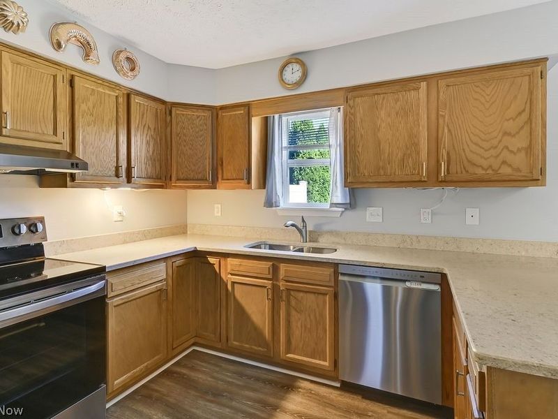 4052 Pine Drive, Rootstown, OH 44272 Photo 11