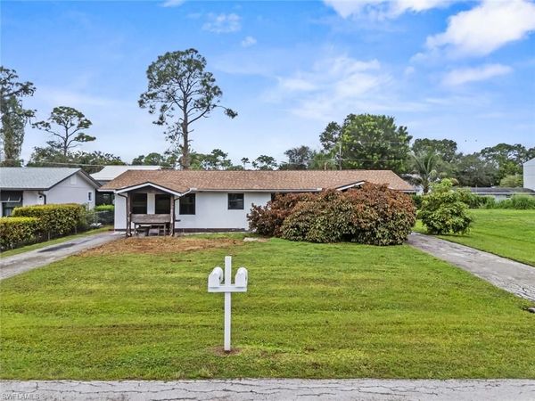 1341 Center LN , NAPLES, FL 34110