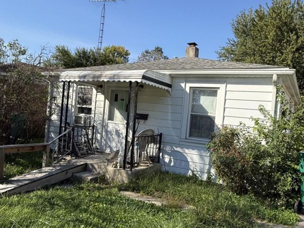 1130 Lewis Street , Rossford, OH 43460