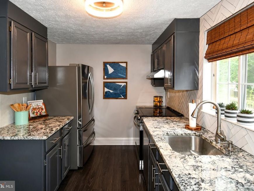 48 Cross Country Court, Gaithersburg, MD 20879 Main Photo