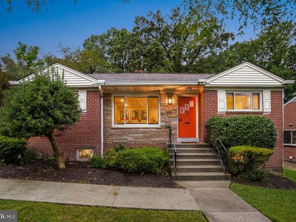 7902 GLENSIDE DRIVE, TAKOMA PARK, MD 20912