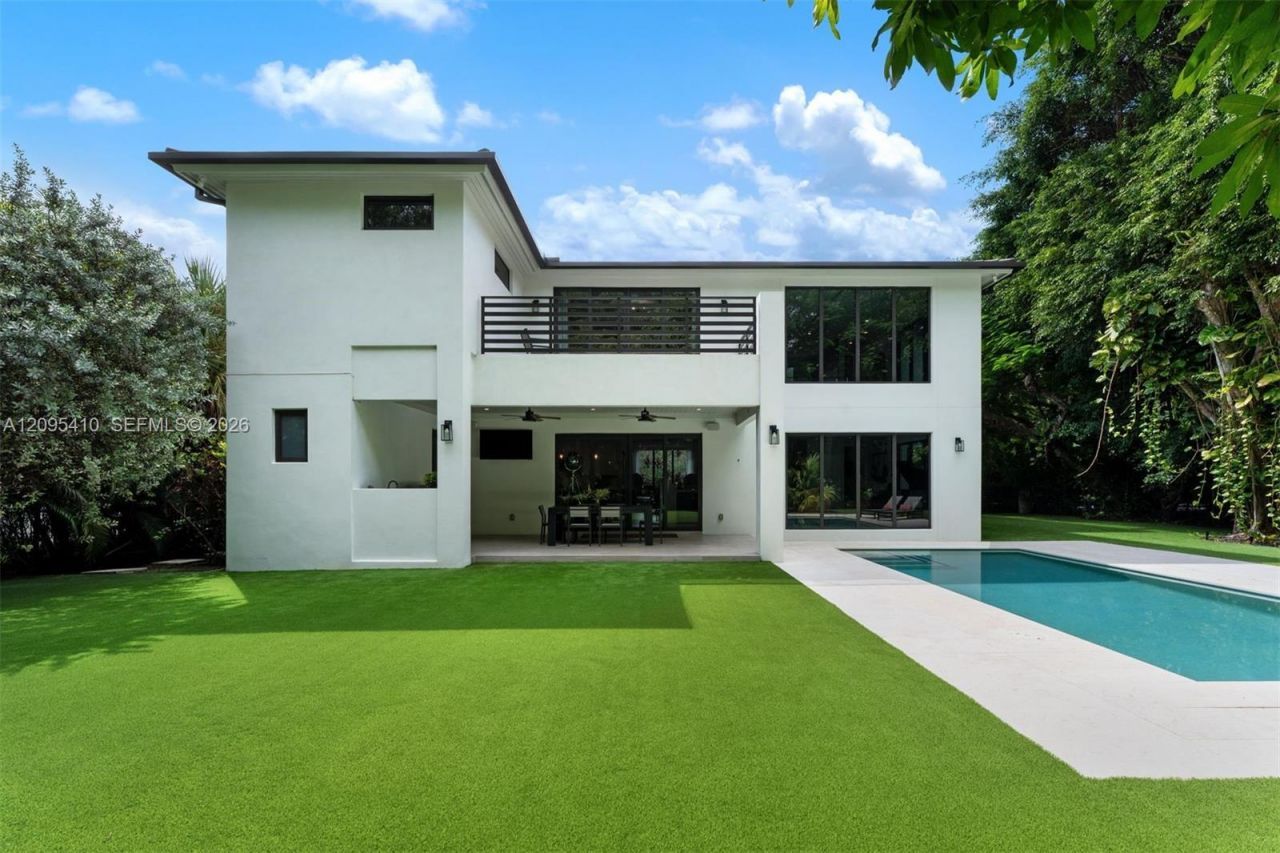 5991 SW 80th St, South Miami, FL 33143 Photo
