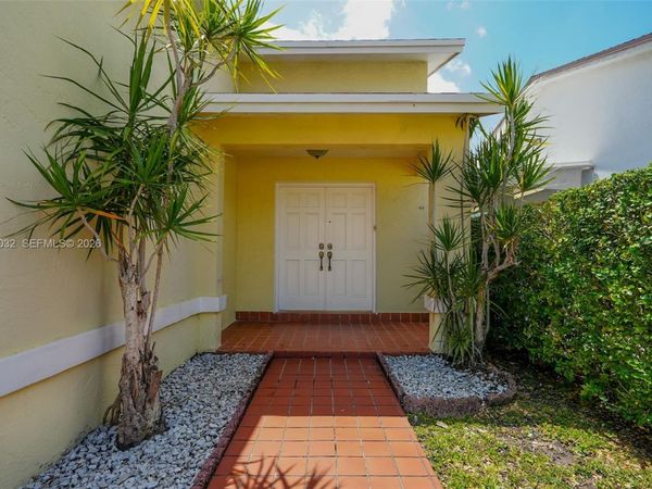 10920 SW 143rd Ct , Miami, FL 33186