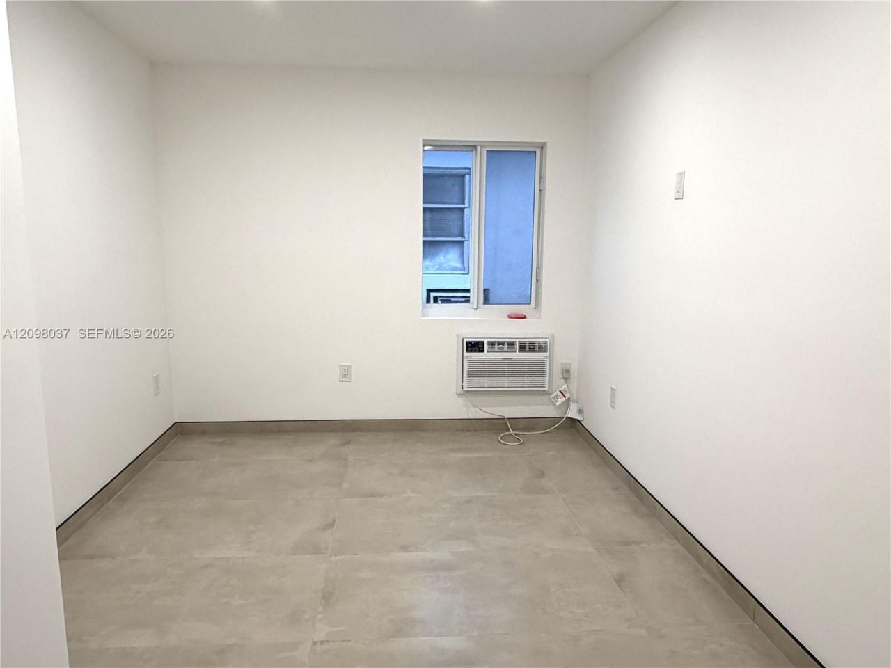 1235 Normandy Dr , Unit 7, Miami Beach, FL 33141 Photo