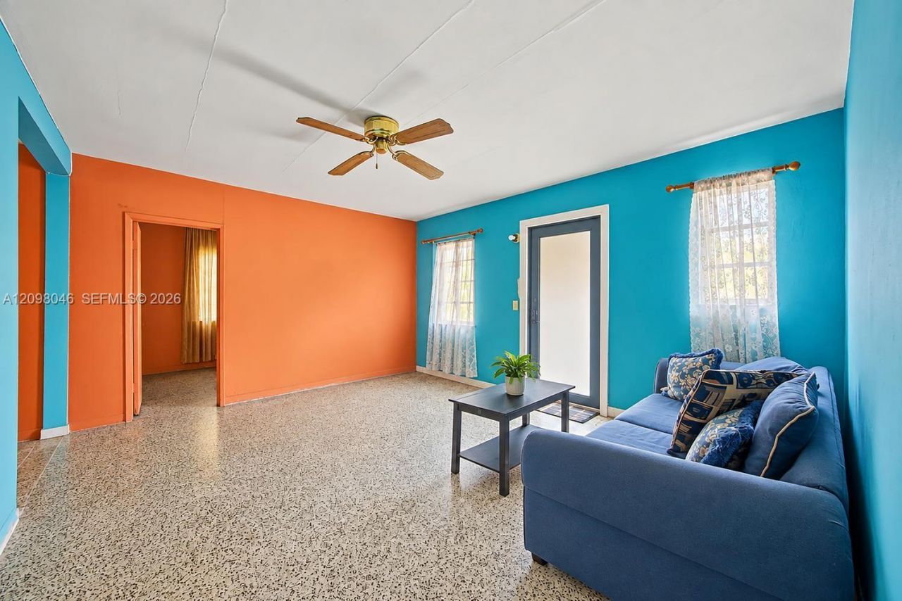 7248 NW 3rd St , Miami, FL 33126 Photo