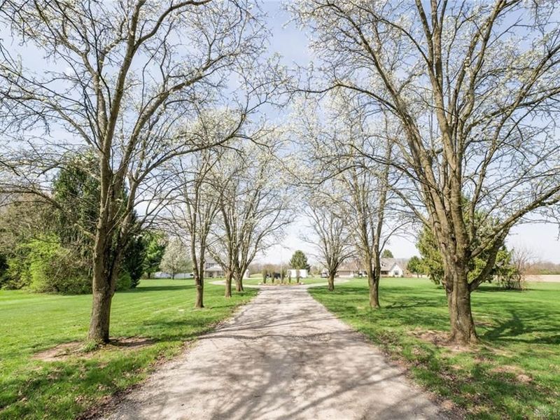 10525 Frederick Pike, Vandalia, OH 45377 Photo 85