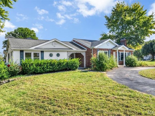 9920 Wolff Drive, St Louis, MO 63123
