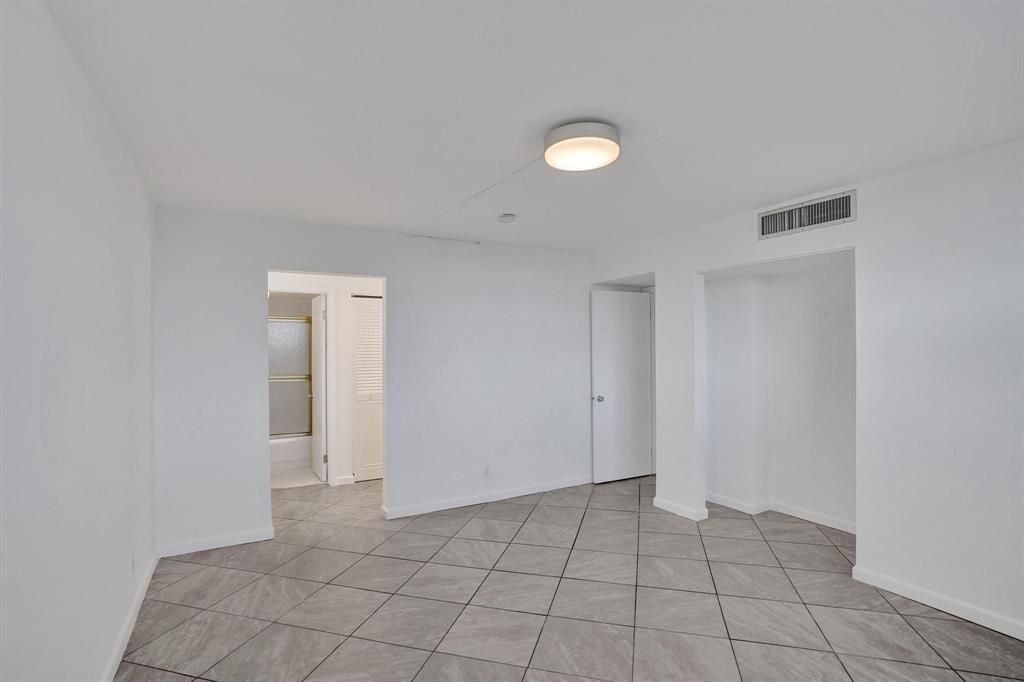 5700 NW 2nd Avenue, Unit 408, Boca Raton, FL 33487 Photo