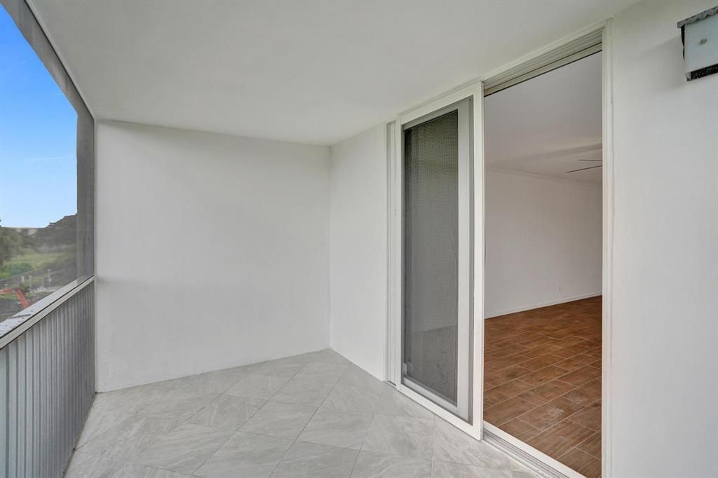5700 NW 2nd Avenue, Unit 408, Boca Raton, FL 33487 Photo
