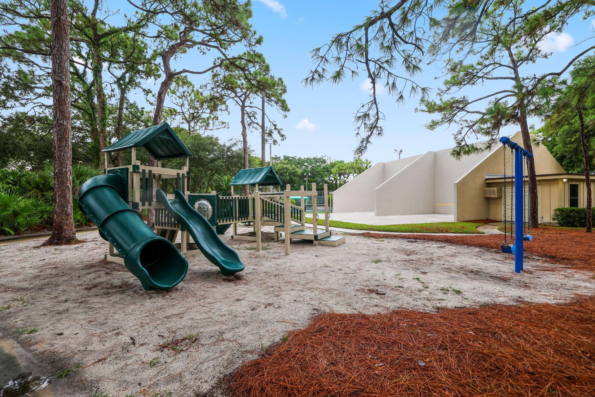703 7th Terrace, Palm Beach Gardens, FL 33418 Photo