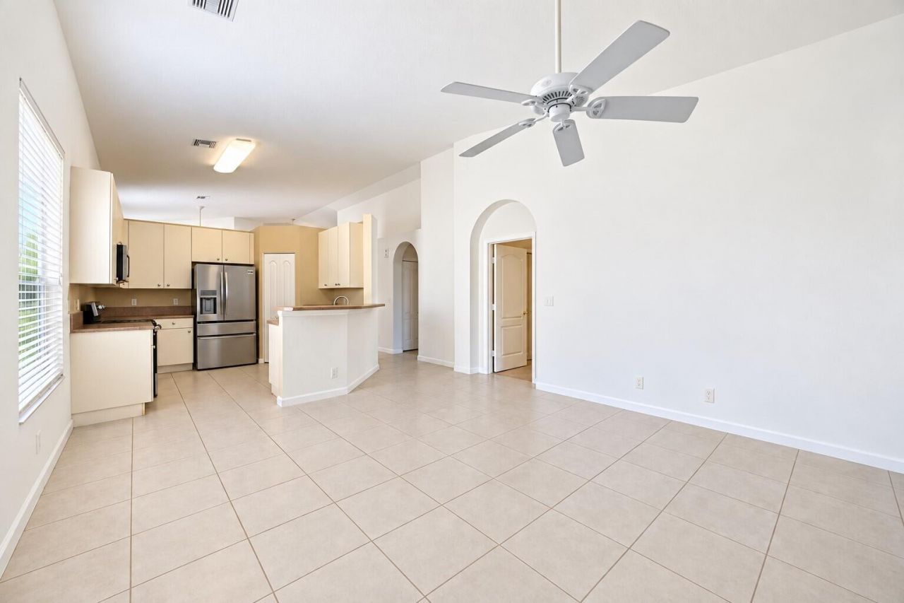 6128 Spring Lake Terrace, Fort Pierce, FL 34951 Photo