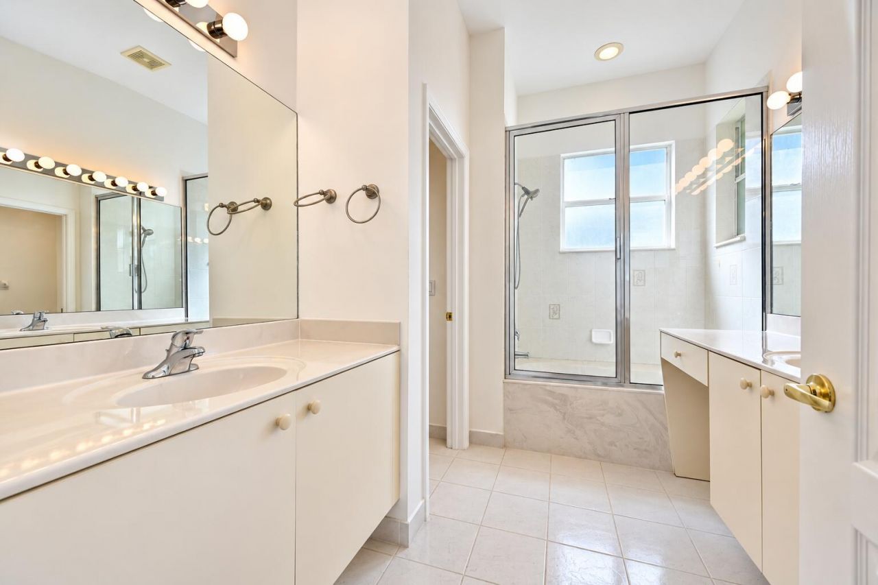 6128 Spring Lake Terrace, Fort Pierce, FL 34951 Photo