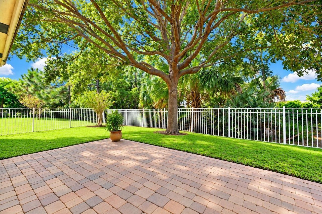 6128 Spring Lake Terrace, Fort Pierce, FL 34951 Photo