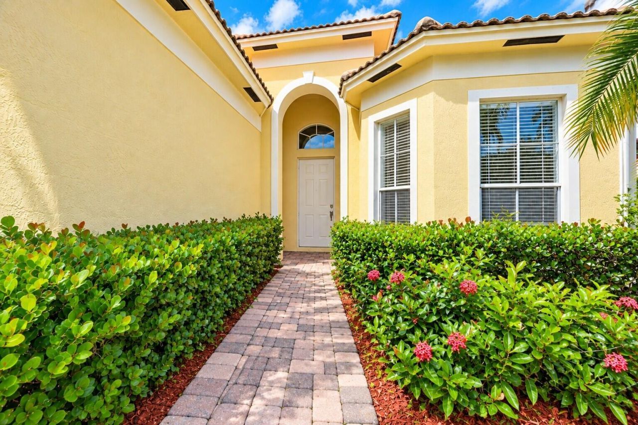 6128 Spring Lake Terrace, Fort Pierce, FL 34951 Photo