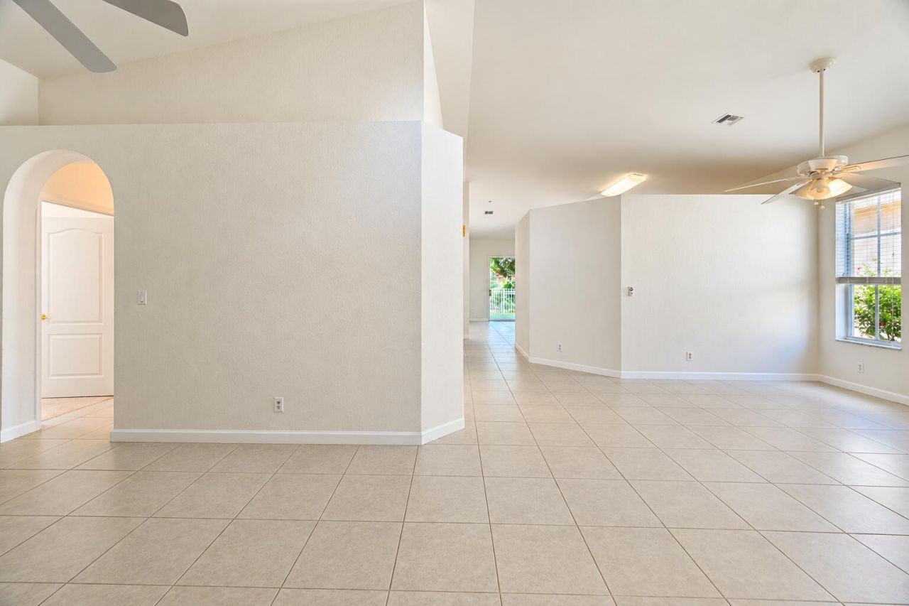 6128 Spring Lake Terrace, Fort Pierce, FL 34951 Photo